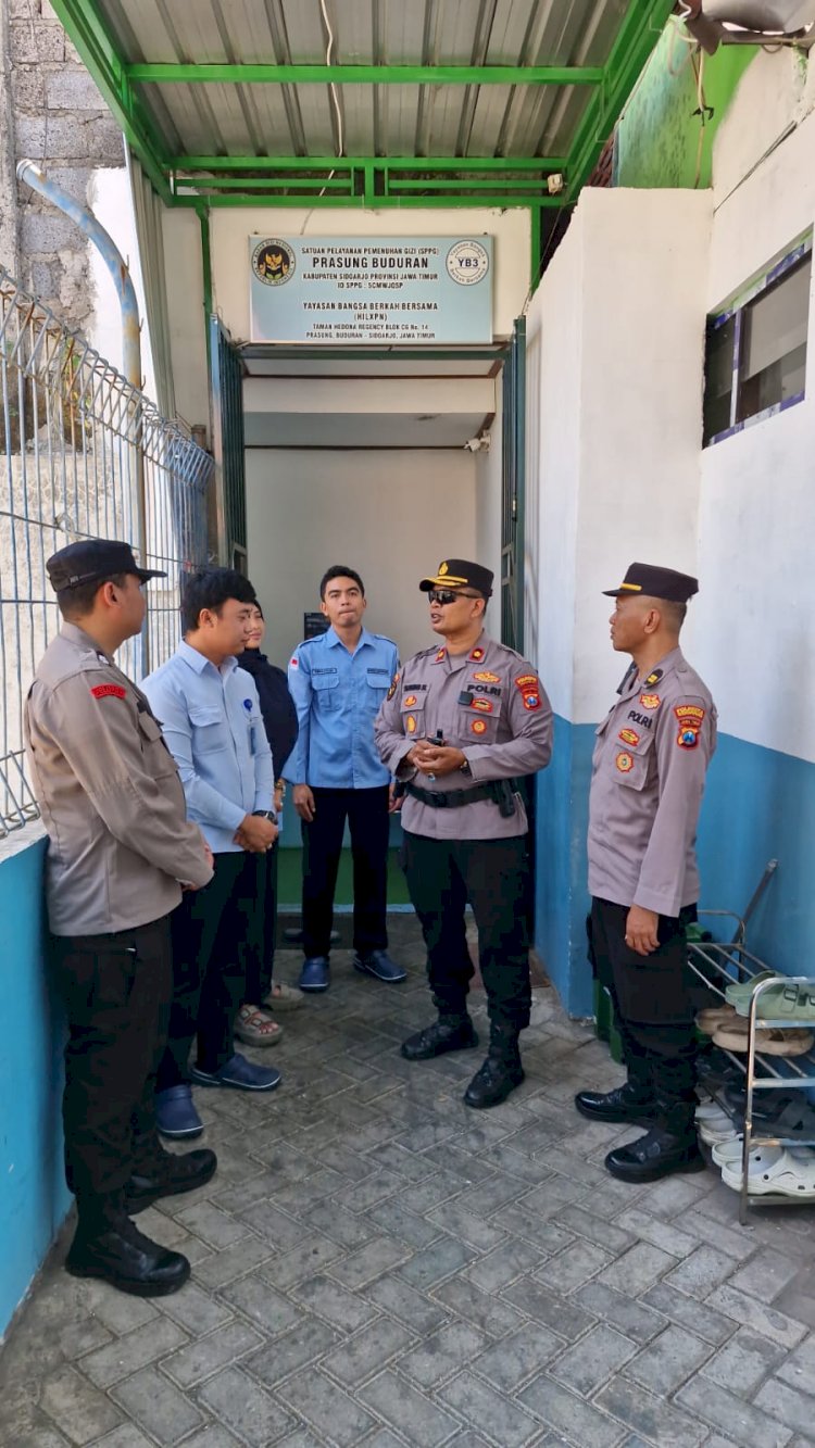 Kapolsek Buduran Monitoring dan Dampingi SPPG, Pastikan Keamanan MBG