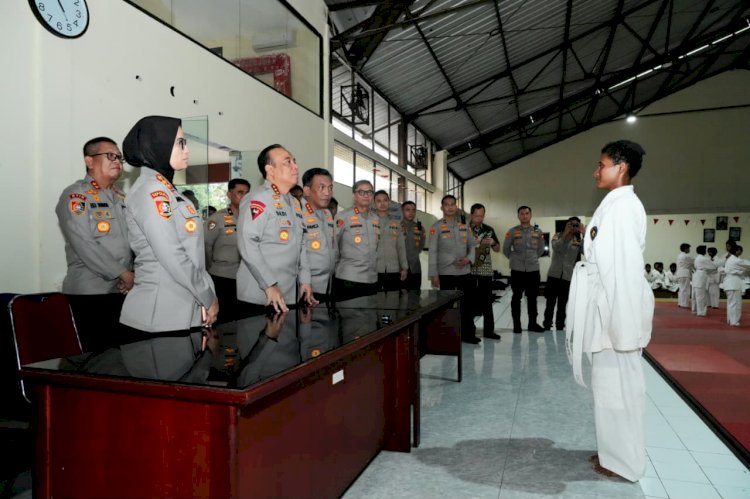 Wakapolri Dorong Sepolwan Naik Level: Cara Belajar Berubah, Polwan Disiapkan Hadapi Tantangan Modern